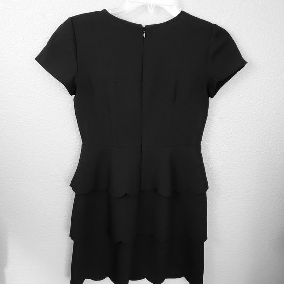 Ann Taylor LOFT Scallop Tiered Shift Dress 00P - Picture 7 of 8